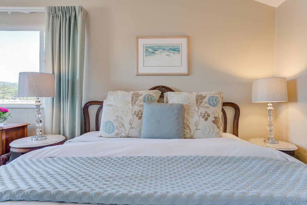 Standard Single Room Sea View