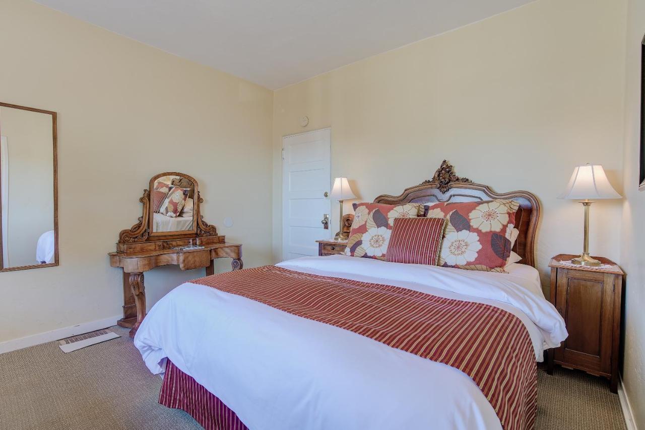 Queen Room Ocean View