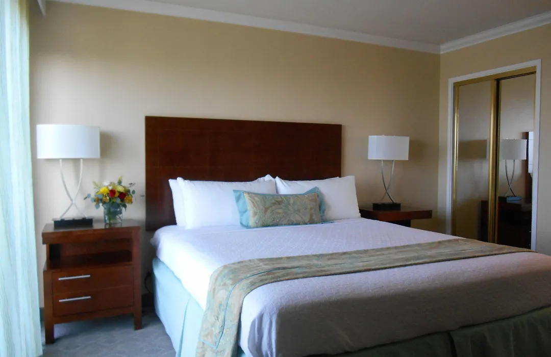 Carmel Bay View Inn-1