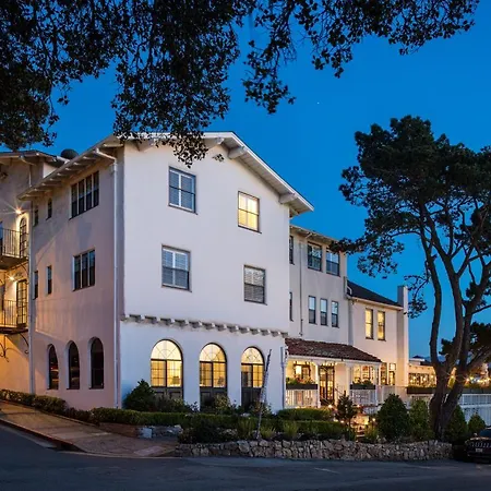 Pine Inn - Carmel-3