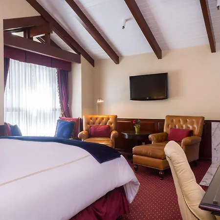 Carriage House Inn-3