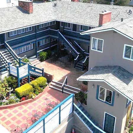 Carmel Wayfarer Inn-2
