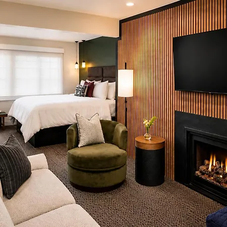 Wayside Inn-2
